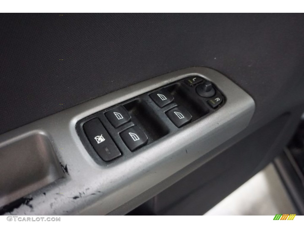 2006 S40 2.4i - Black / Off Black photo #13