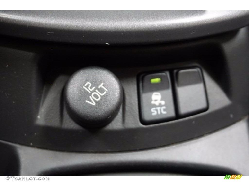 2006 S40 2.4i - Black / Off Black photo #40
