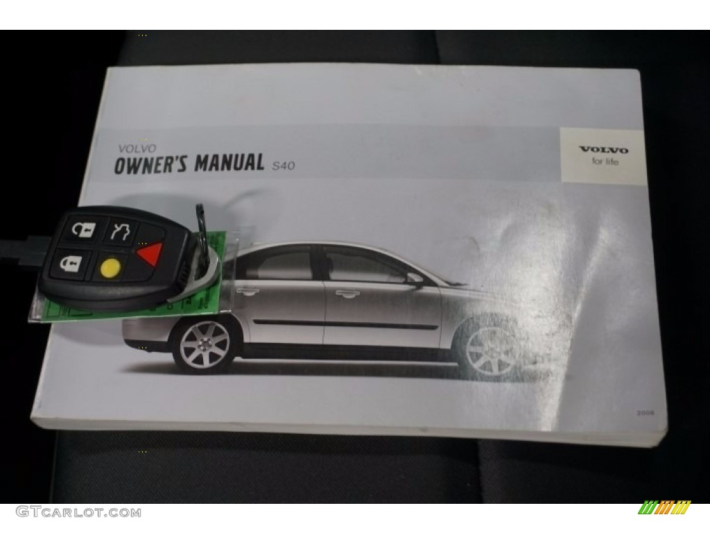 2006 S40 2.4i - Black / Off Black photo #41