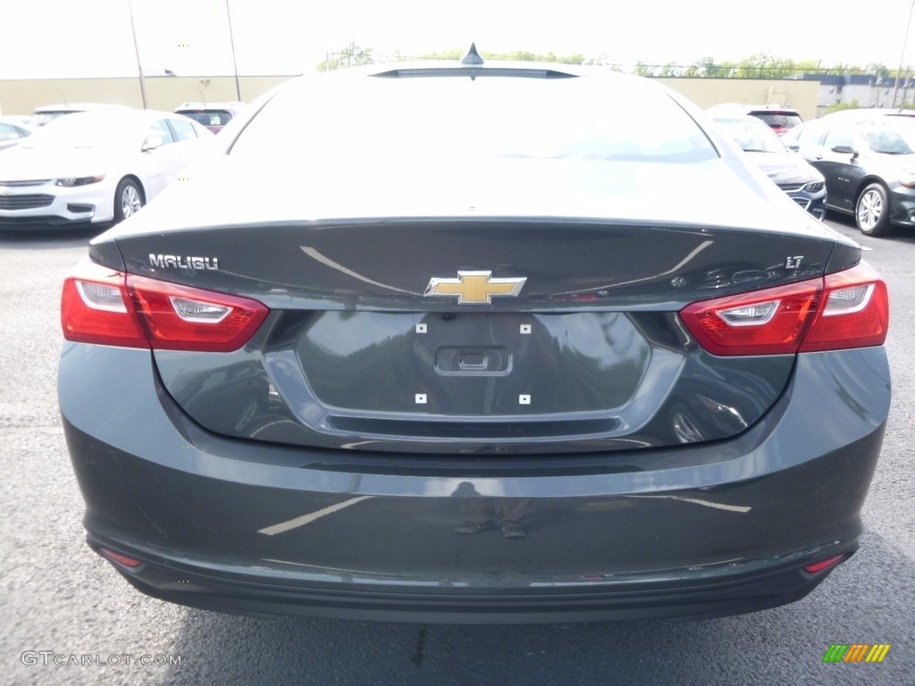 2017 Chevrolet Malibu LT Marks and Logos Photo #115713585