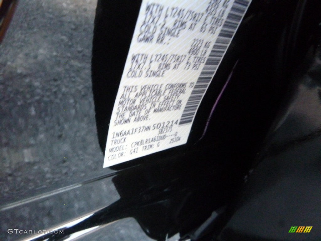 2017 TITAN XD S Crew Cab 4x4 - Magnetic Black / Black photo #12