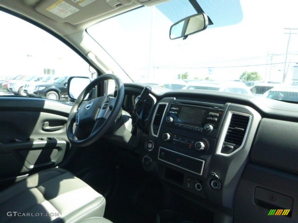 2017 TITAN XD S Crew Cab 4x4 - Glacier White / Black photo #4