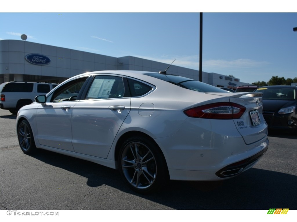 2013 Fusion Titanium AWD - Oxford White / Charcoal Black photo #5