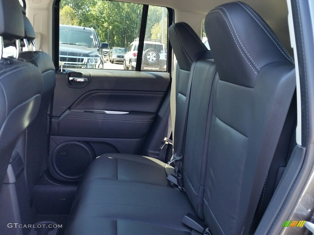 2017 Jeep Compass High Altitude 4x4 Rear Seat Photo #115722103