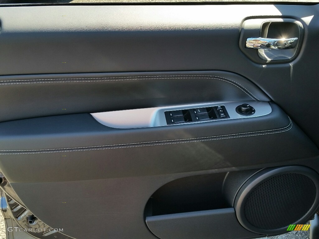 2017 Jeep Compass High Altitude 4x4 Dark Slate Gray Door Panel Photo #115722130