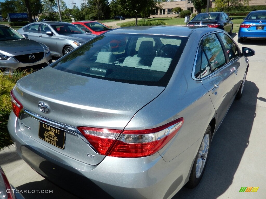 2017 Camry LE - Celestial Silver Metallic / Ash photo #2