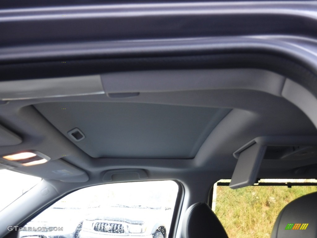 2015 Pilot Touring 4WD - Modern Steel Metallic / Black photo #12