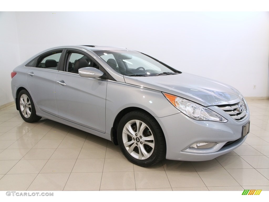 2011 Sonata SE - Iridescent Silver Blue Metallic / Gray photo #1
