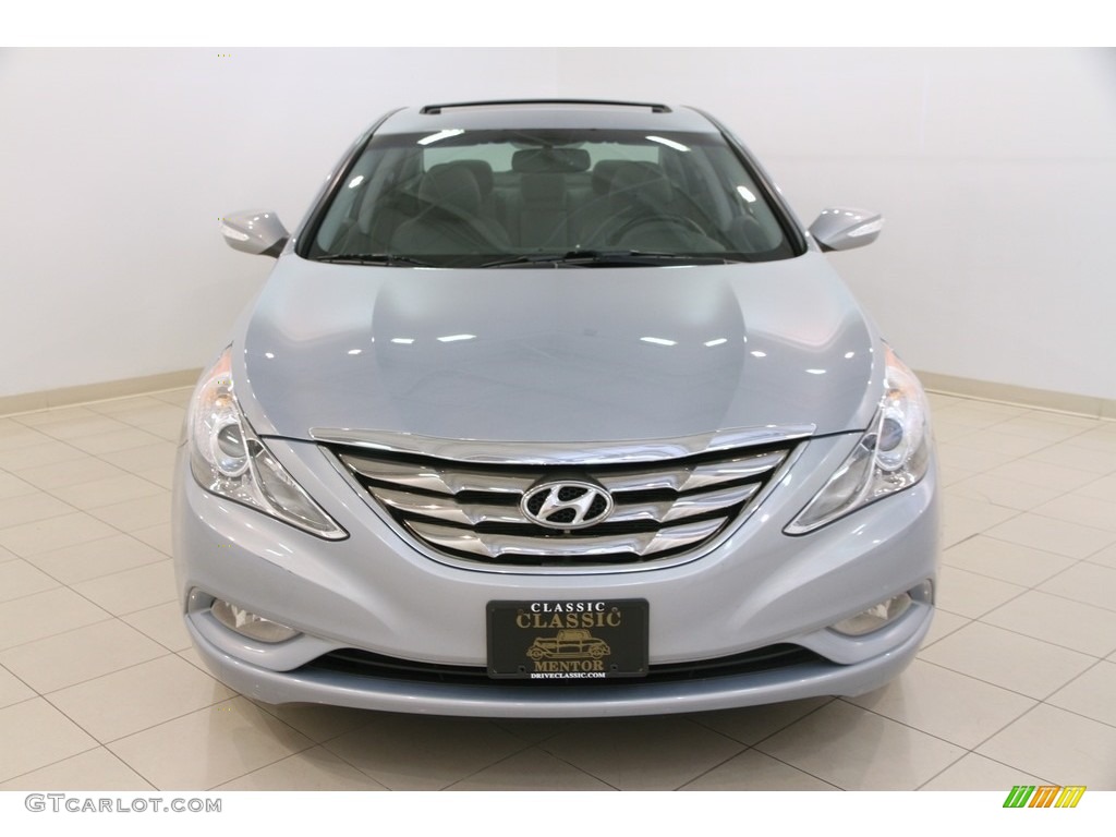 2011 Sonata SE - Iridescent Silver Blue Metallic / Gray photo #2