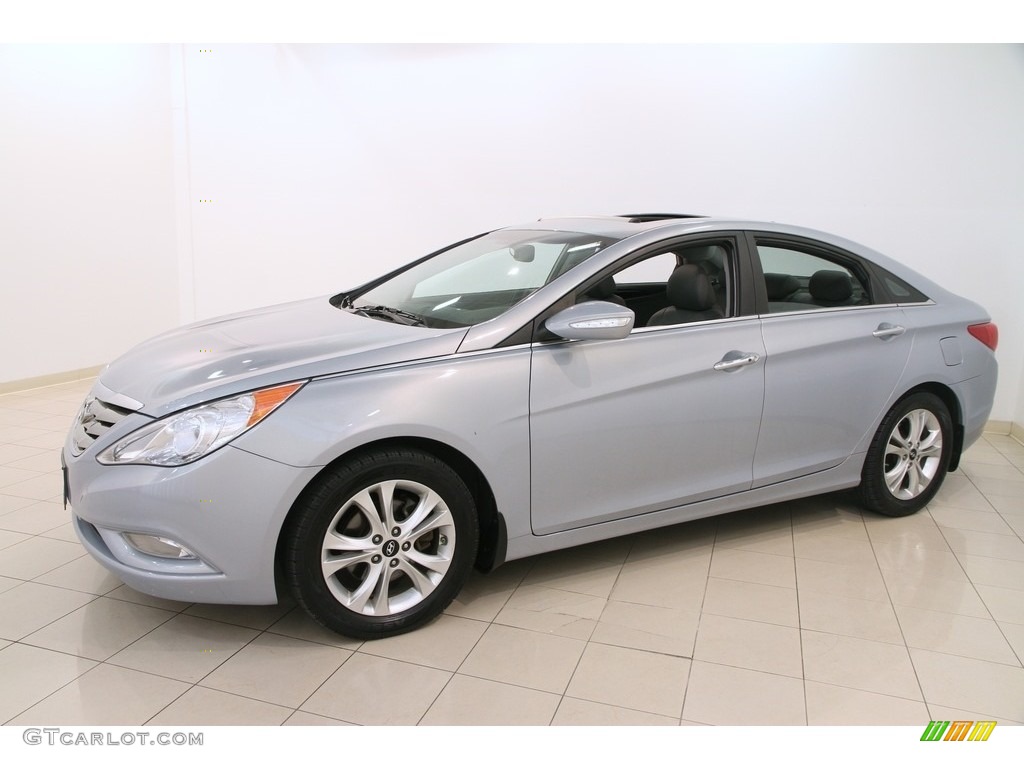 2011 Sonata SE - Iridescent Silver Blue Metallic / Gray photo #3