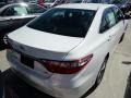 Super White - Camry SE Photo No. 2