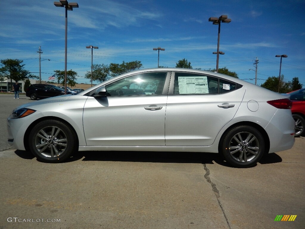 2017 Elantra SE - Silver / Gray photo #2