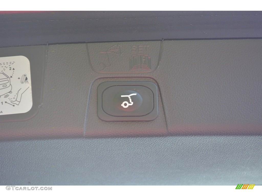 2015 C-Max Hybrid SEL - Tuxedo Black Metallic / Medium Light Stone photo #7