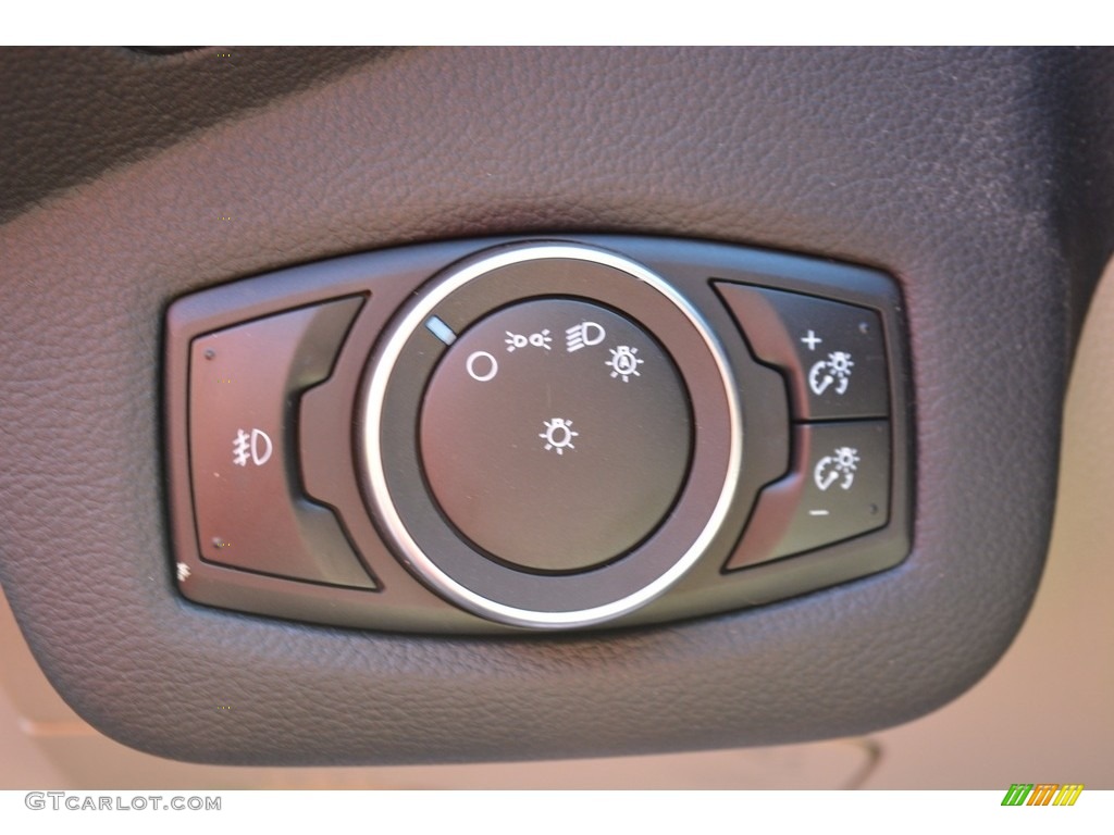 2015 C-Max Hybrid SEL - Tuxedo Black Metallic / Medium Light Stone photo #14