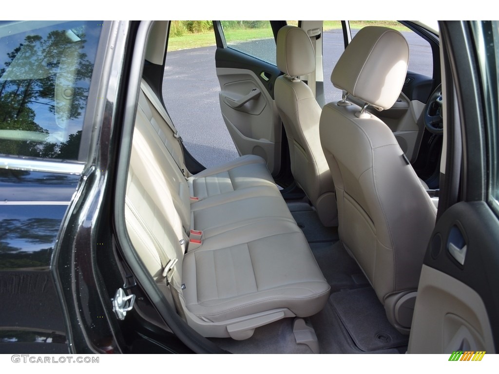 2015 C-Max Hybrid SEL - Tuxedo Black Metallic / Medium Light Stone photo #26