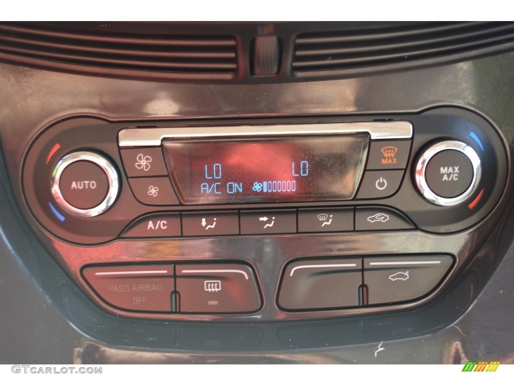 2015 C-Max Hybrid SEL - Tuxedo Black Metallic / Medium Light Stone photo #37