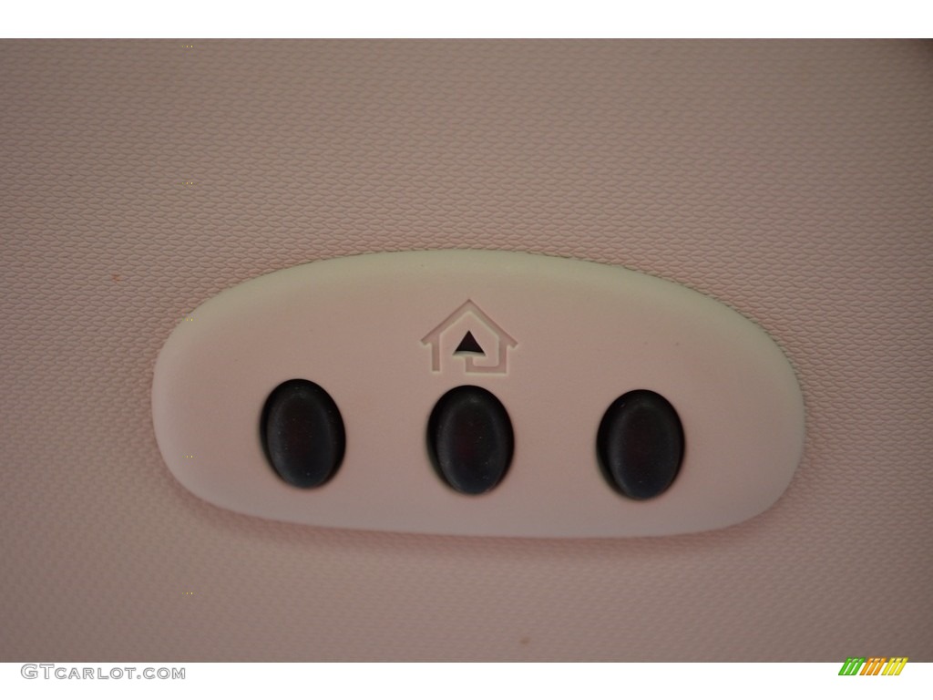 2015 C-Max Hybrid SEL - Tuxedo Black Metallic / Medium Light Stone photo #47