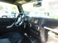 Black - Wrangler Rubicon 4x4 Photo No. 10