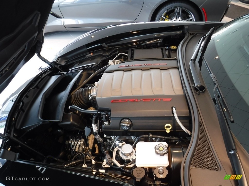 2017 Chevrolet Corvette Stingray Coupe Engine Photos