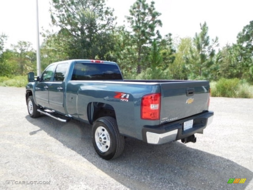 2013 Silverado 2500HD LT Crew Cab 4x4 - Blue Granite Metallic / Light Titanium/Dark Titanium photo #3