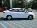Summit White - Cruze LS Photo No. 7