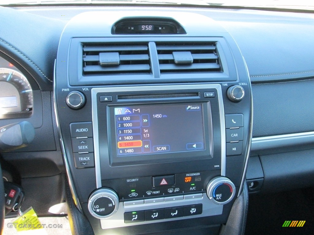 2013 Camry SE - Cosmic Gray Metallic / Black/Ash photo #24