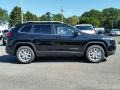 Diamond Black Crystal Pearl - Cherokee Latitude 4x4 Photo No. 3