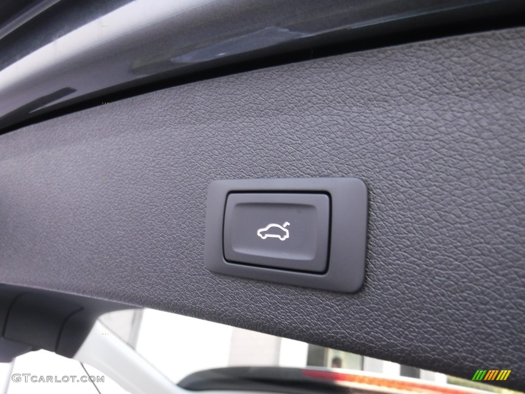 2017 Q5 2.0 TFSI Premium Plus quattro - Daytona Gray Pearl / Black photo #34