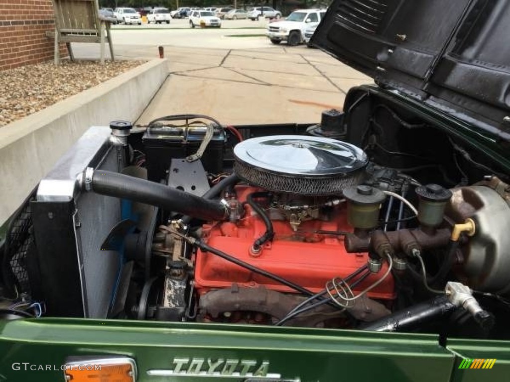 1971 Toyota Land Cruiser FJ40 Engine Photos