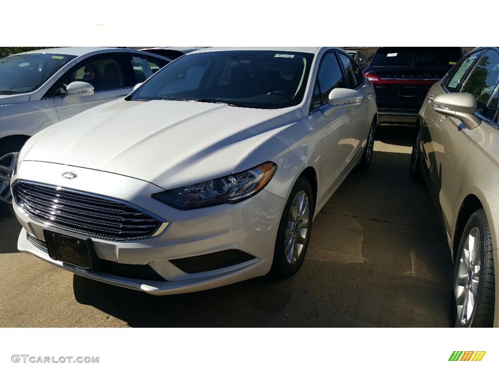 White Platinum Ford Fusion