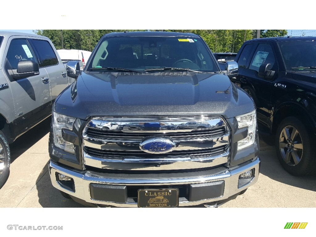 2016 F150 XLT SuperCab 4x4 - Magnetic / Black photo #2