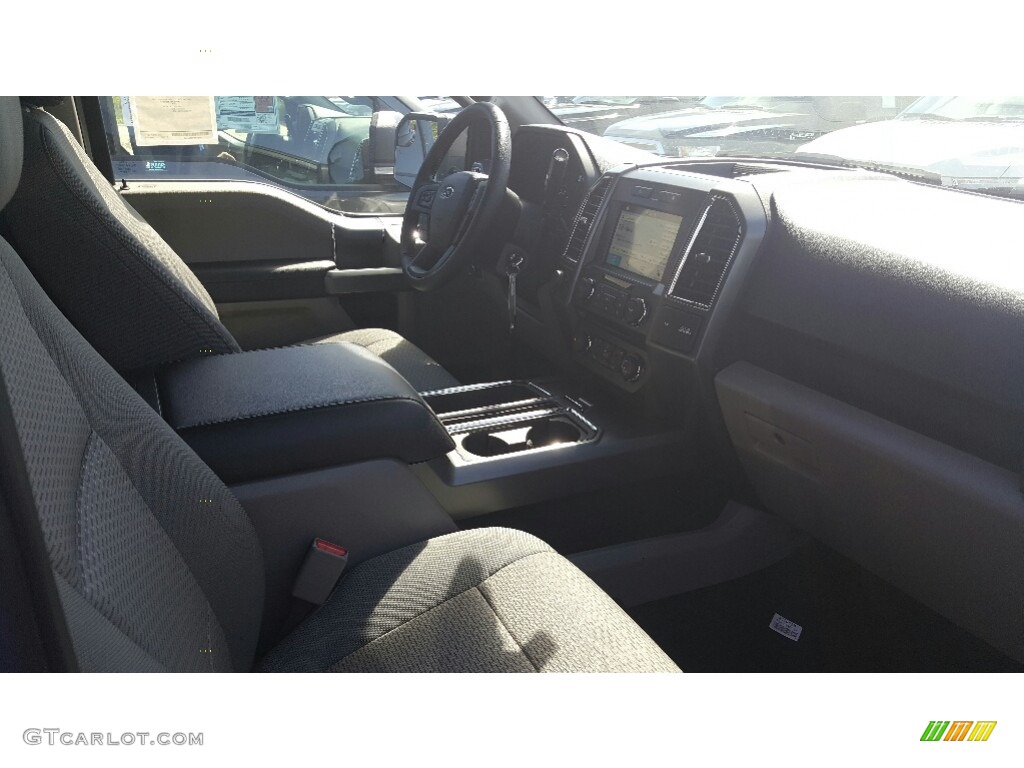 2016 F150 XLT SuperCrew 4x4 - Magnetic / Medium Earth Gray photo #3