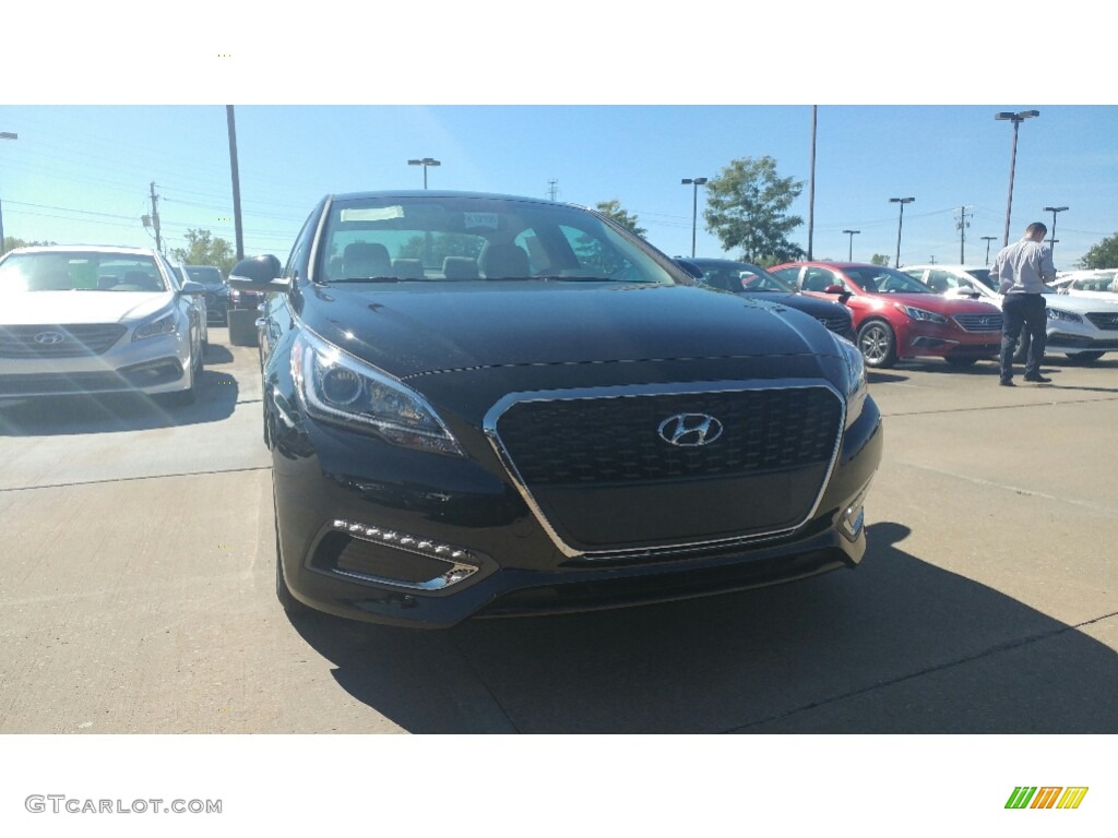 2016 Sonata Hybrid SE - Eclipse Black / Gray photo #1