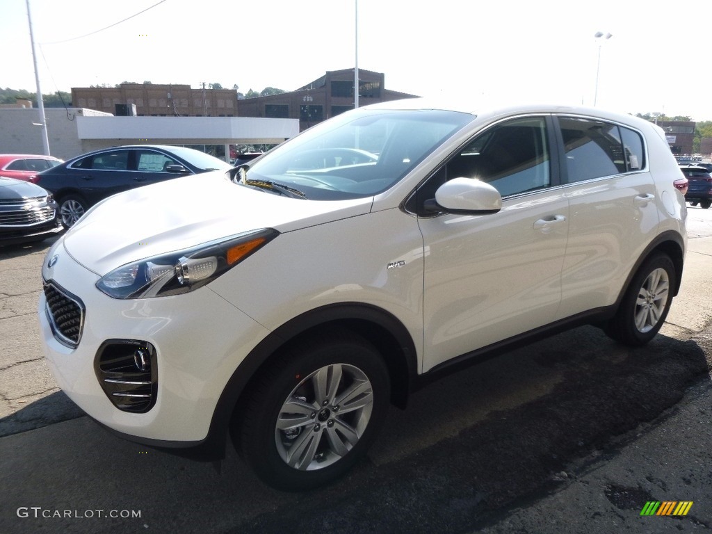 2017 Sportage LX AWD - Clear White / Black photo #7