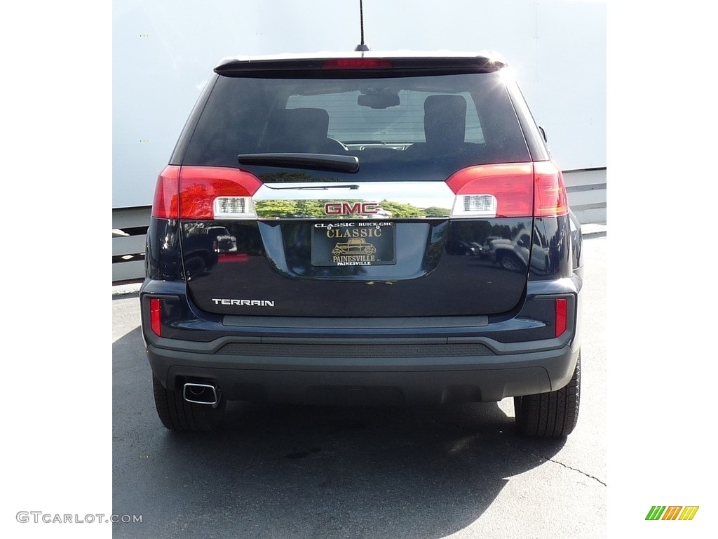 2017 Terrain SLE - Dark Sapphire Blue Metallic / Light Titanium photo #3