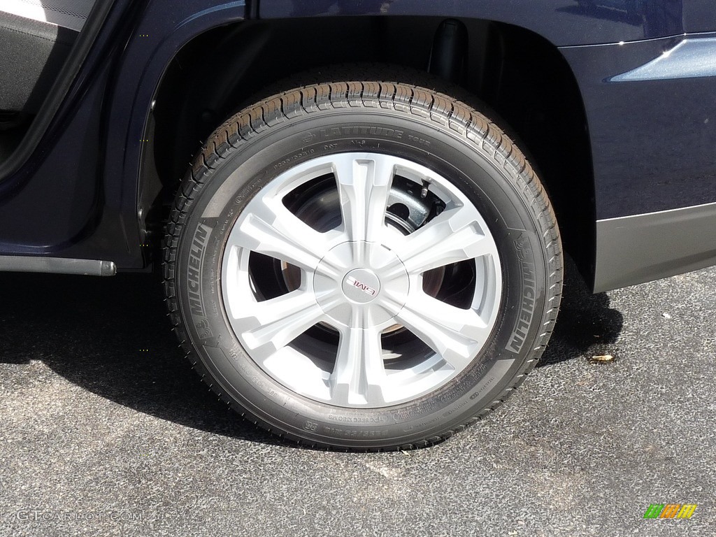 2017 GMC Terrain SLE Wheel Photos