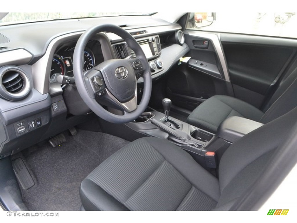 Black Interior 2017 Toyota RAV4 LE AWD Photo #115766305