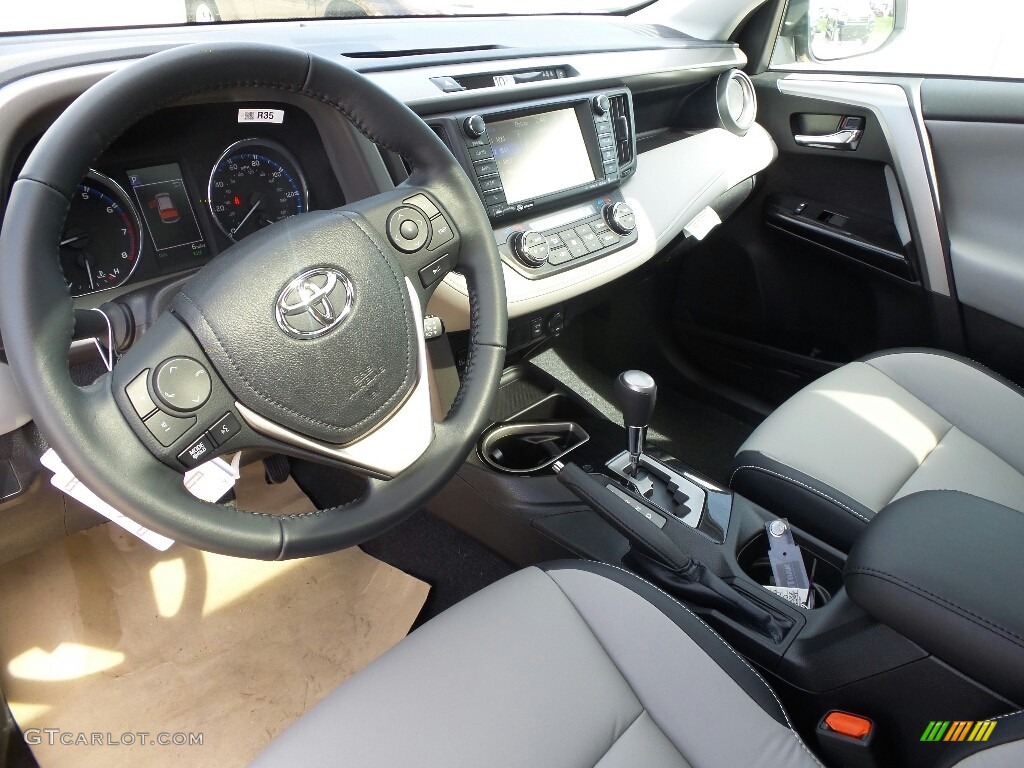 Ash Interior 2017 Toyota RAV4 Limited AWD Photo #115767023
