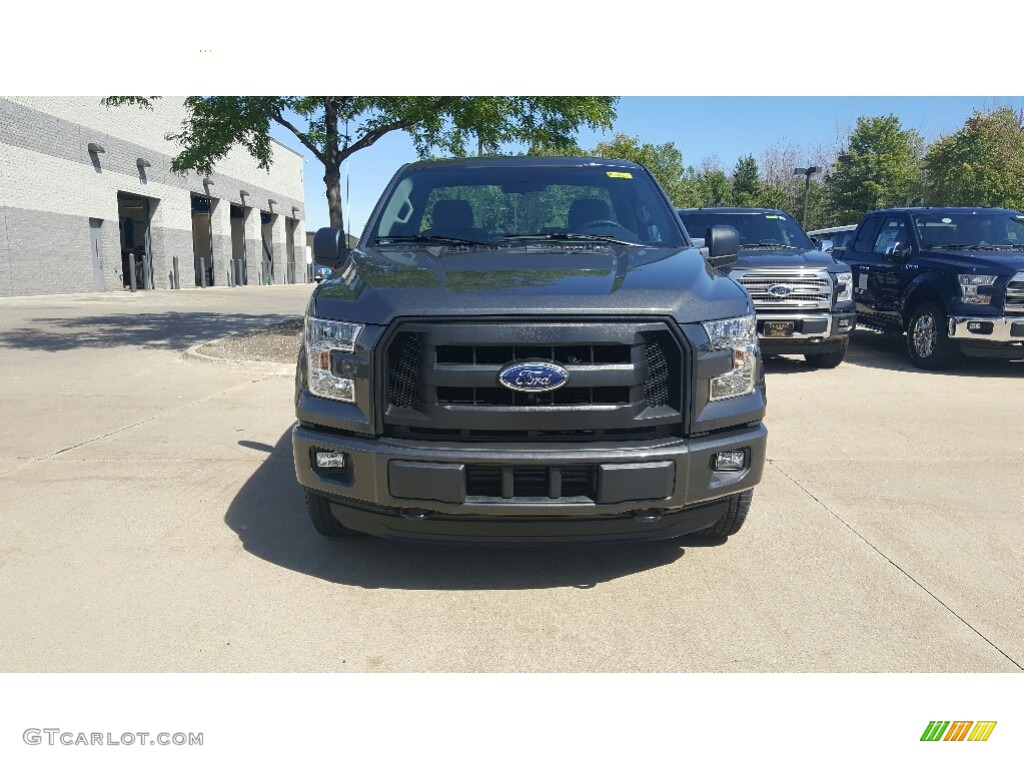 2016 F150 XL Regular Cab 4x4 - Magnetic / Medium Earth Gray photo #2