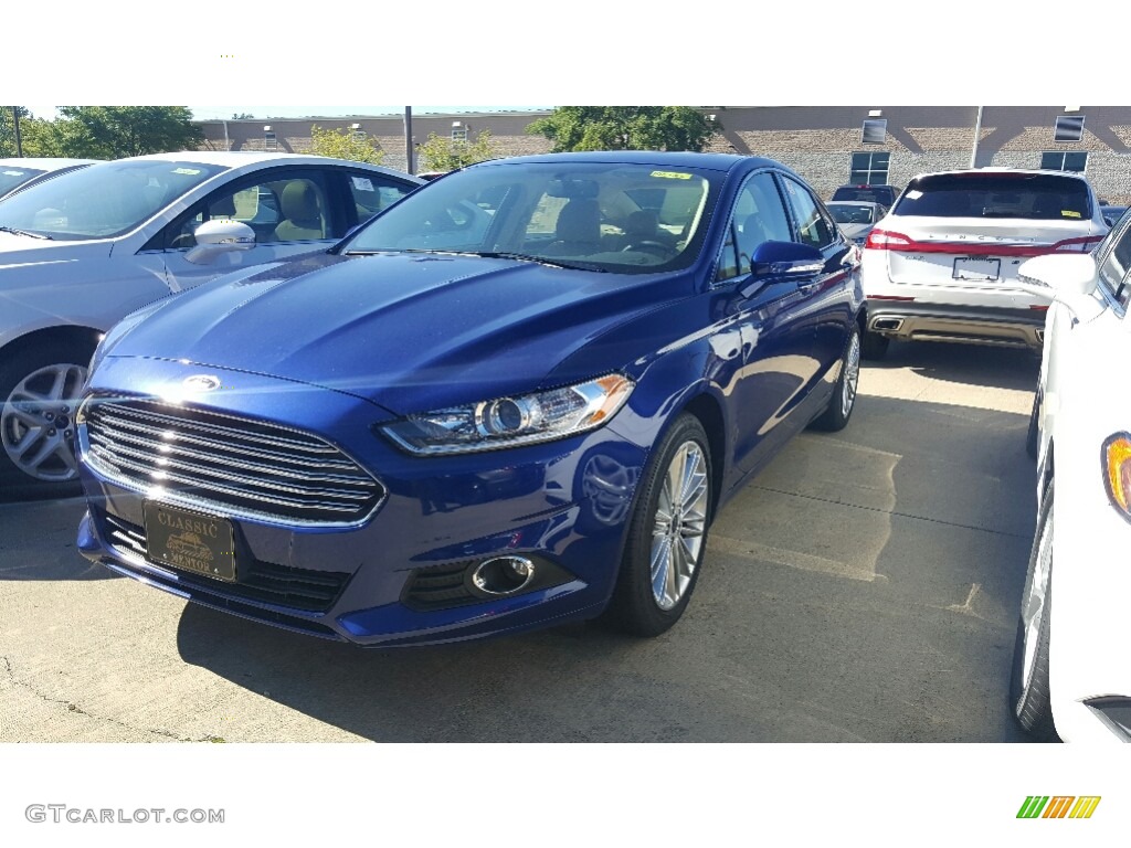 2016 Fusion SE - Deep Impact Blue Metallic / Dune photo #1