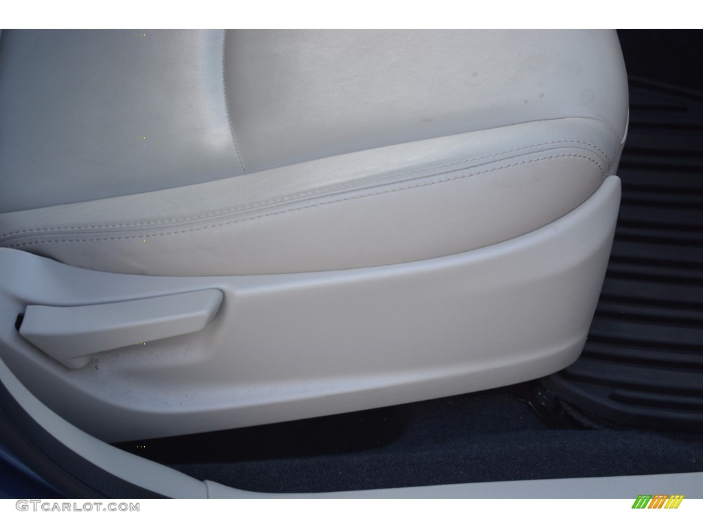 2014 XV Crosstrek 2.0i Limited - Quartz Blue Pearl / Ivory photo #27