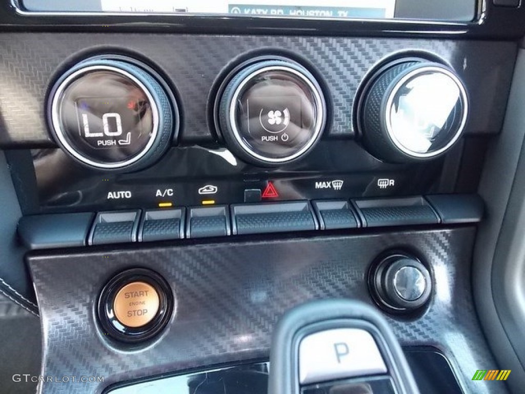 2015 Jaguar F-TYPE R Coupe Controls Photo #115776008