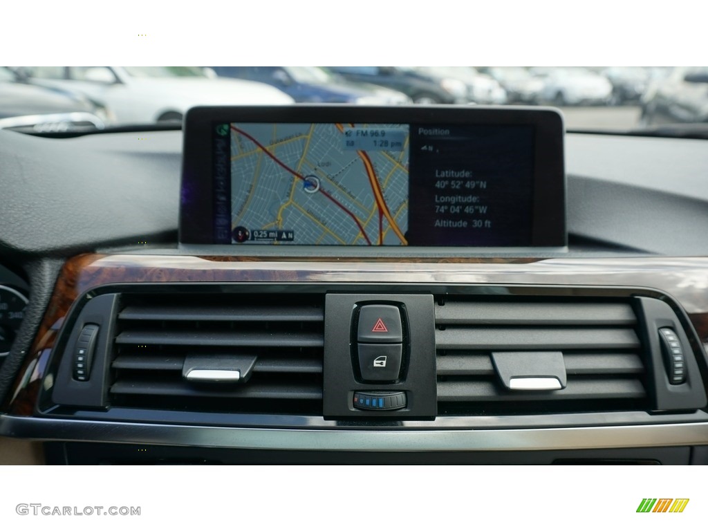 2014 3 Series 320i xDrive Sedan - Black Sapphire Metallic / Venetian Beige photo #20