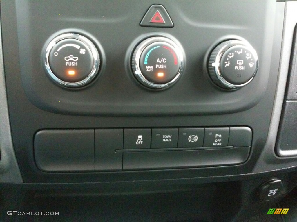 2017 Ram 2500 Tradesman Crew Cab 4x4 Controls Photo #115777736