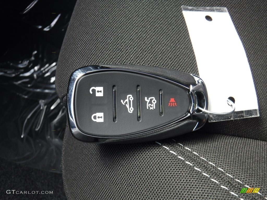 2017 Chevrolet Camaro LT Convertible Keys Photo #115779164