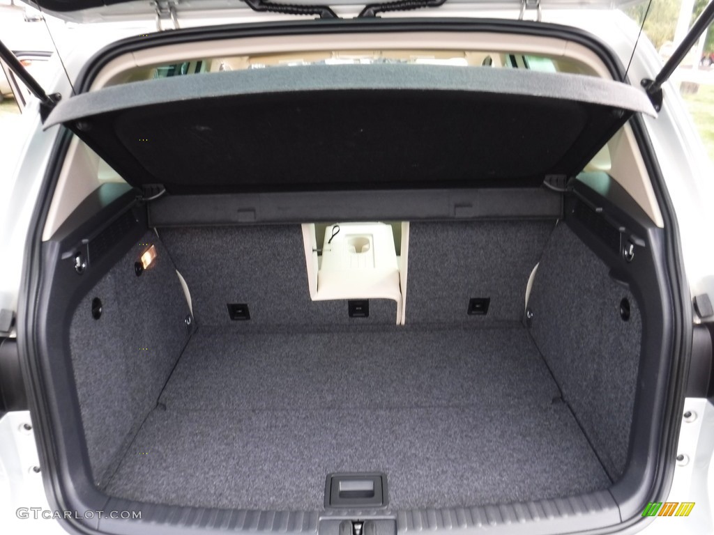 2013 Volkswagen Tiguan SE 4Motion Trunk Photo #115783388