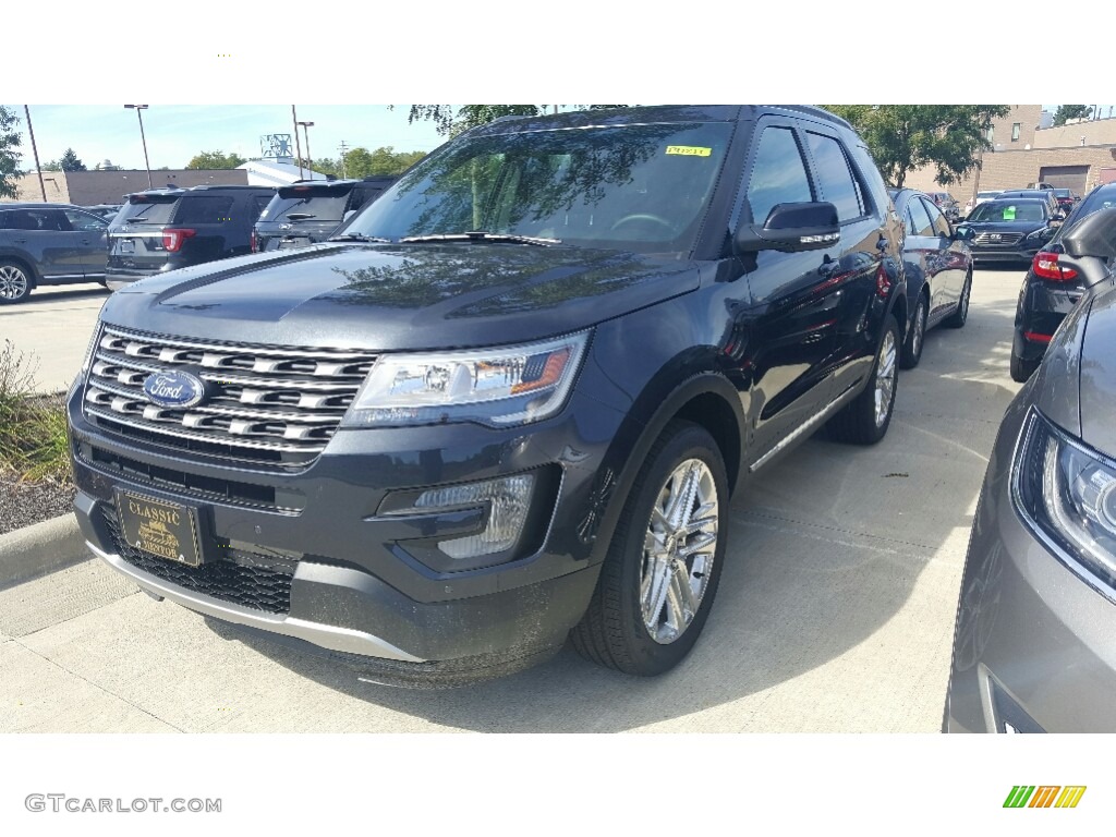 2017 Explorer XLT 4WD - Smoked Quartz / Ebony Black photo #1