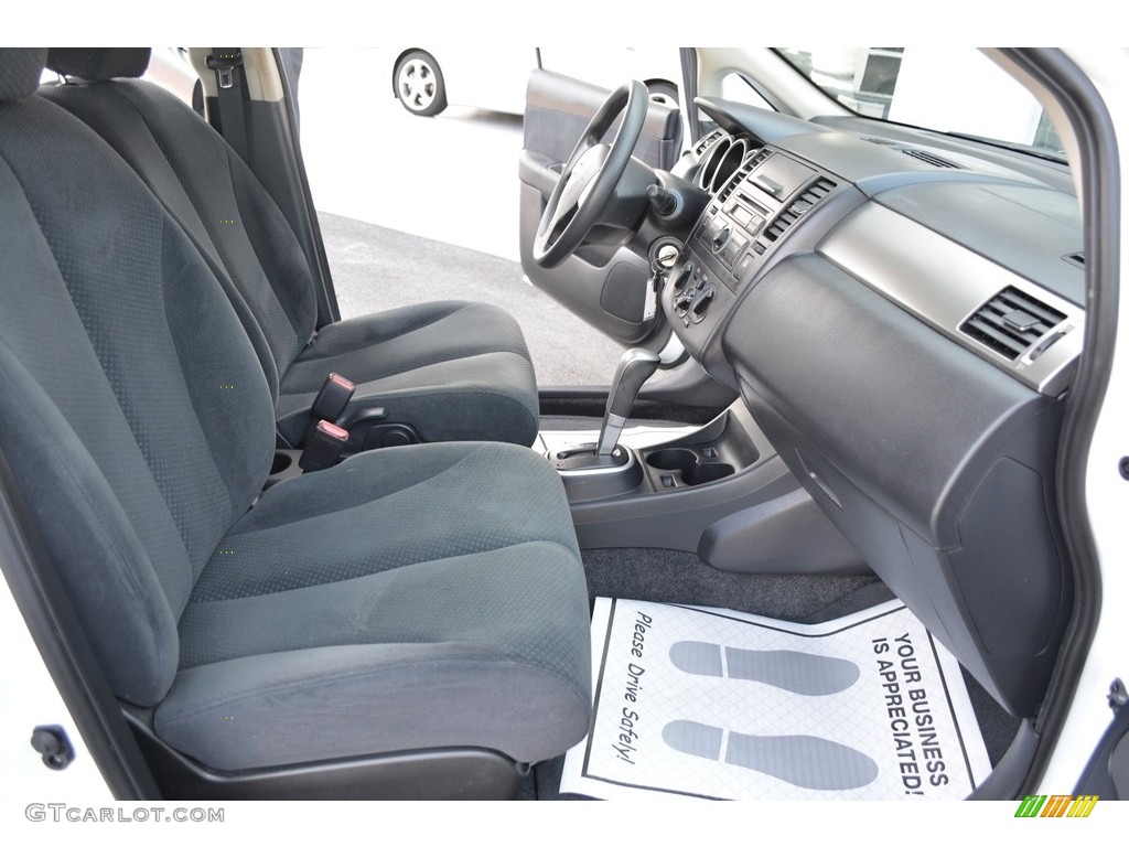 2012 Versa 1.8 S Hatchback - Fresh Powder White / Charcoal photo #15