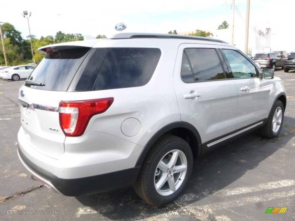 2017 Explorer XLT 4WD - Ingot Silver / Ebony Black photo #2