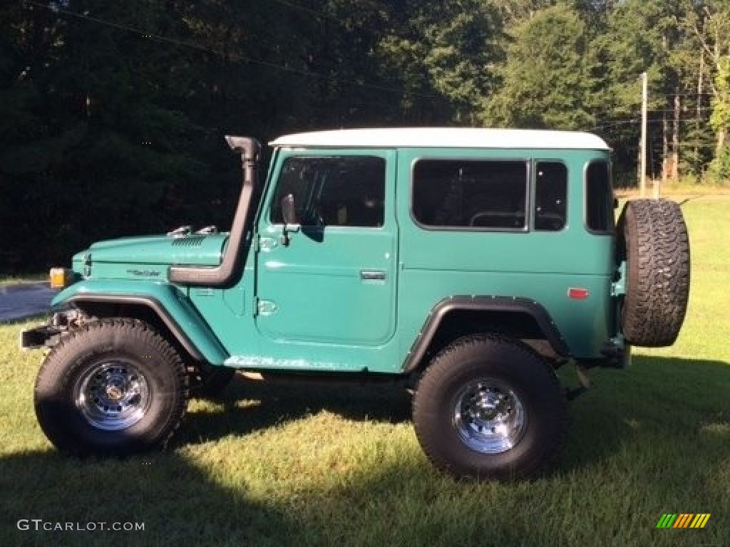 1977 Land Cruiser FJ40 - Rustic Green / Gray photo #3